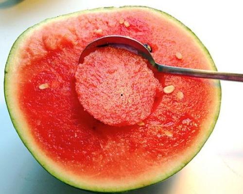 网红吃瓜勺子图片大全,盘点那些搞笑又可爱的吃瓜神器  第2张